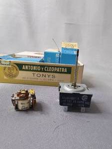 lot 174 image: VTG Switches and Transformers