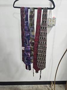 lot 93 image: 1 Stafford, 1 Holiday & 3 Jerry Garcia Mens Ties