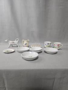 lot 185 image: VTG Kernewek Napkin Holder and Creamer, Set of 5 Cordon Blue Bowls and Cow Creamer, Small Royal Albert Plate, Set of 2 Golden Crown 1886 E&R Floral Mugs
