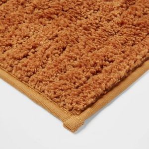 lot 366 image: 2pk Quick Dry Bath Rug Set - Threshold