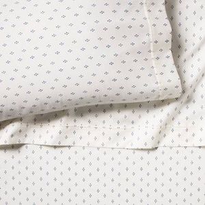 lot 392 image: 400 Thread Count Printed Performance Sheet Set - Threshold - Queen