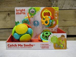 lot 47 image: Oball Catch Me Smile Teethers Gift Set - 4pc