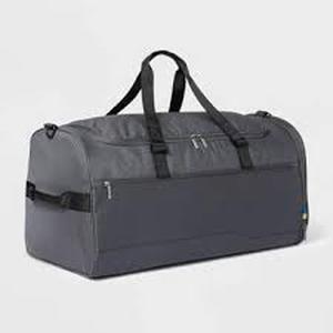lot 81 image: High Sierra 60L Essential Duffel Bag - MercuryBlack