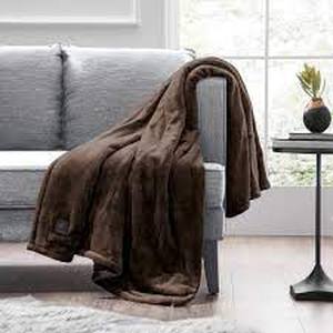 lot 124 image: 50x60 Cozy Heated Throw Blanket - Brookstone Brown