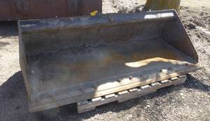 74 inch CAT quick attach bucket with good cutting edge