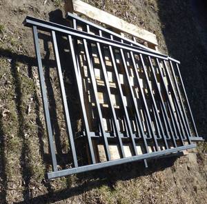 Black aluminum railing