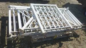 Pallet of white aluminum railing