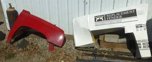 Replacement Fenders for Chevy Silverado 03-07, one brand new