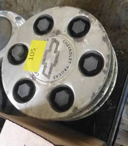 4 Chevy hub caps