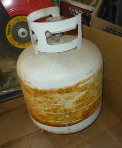 20 lb propane tank