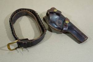 Leather Cartridge Loop Belt with Gun Holster