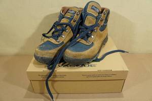 Vasque Mens Skywalk Hiking Boots -Size 11