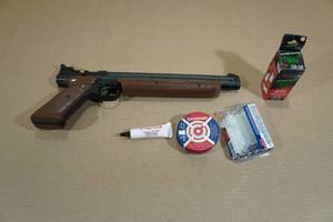 American Classic 1377 Pellet Gun with Accessories