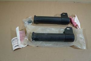 2 Cannon Rod Holders