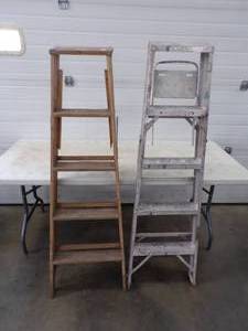 Pair of 5 Step Ladders Aluminum and Wood