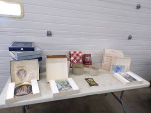 Huge Vintage Lot of Collectables