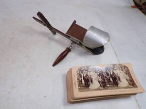 Vintage Stereoscope with pictures