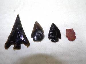 4 Arrow Heads