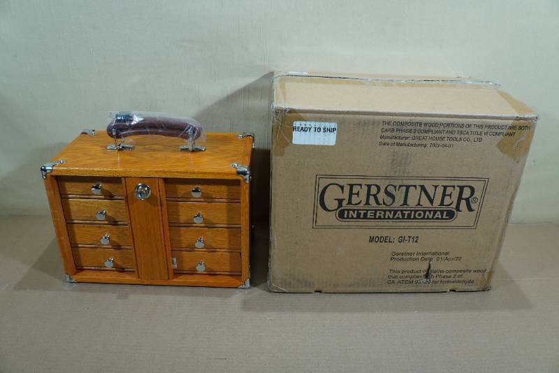 Gerstner International GI-T12 Red Oak 4-Drawer Mini Portable Chest