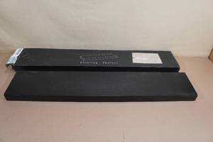 lot 116 image: Floating Shelf