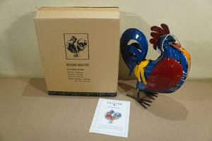 lot 164 image: Crafted Rooster The Wise Rustic Metal Dcor