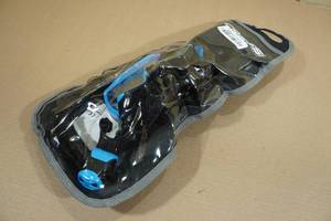 lot 181 image: Cressi Pano 3 Snorkel Set -BlackBlue