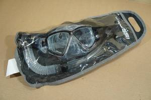 lot 182 image: Cressi Pano 4 Snorkel Set -BlackClear