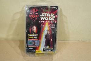 lot 248 image: Star Wars Episode 1 Queen Amidala Action Figure