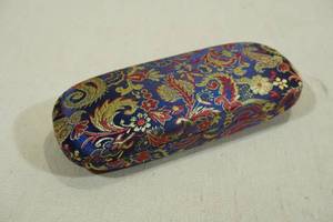 lot 145B image: Holographic Vintage Look Sunglasses with Case
