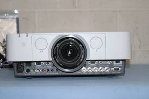 lot 20 image: Sony VPL-FH30 WUXGA High Definition 4300-Lumen 3LCD Home Theater Installation Projection System  Projector with HDMI