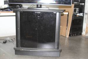 lot 58 image: TV Cabinet
