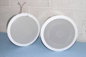 lot 84 image: PAIR of SoundTube Sound Tube CM-EZ-II In-Ceiling 2-Way Blind Mount 8 Pro Audio Loudspeakers  Speakers