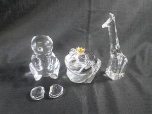 lot 26 image: (BS) 3 Solid Glass Animal Figures Including Baccaret France and Made In Austria - Panda Bears Ears FellBroke Off But Included