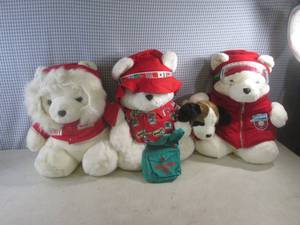 lot 31 image: (EW5) 3 Santa Bears 1989, 1993 and 2004