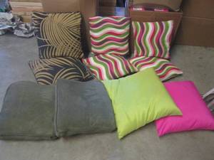 lot 63 image: (A-4) Assorted Throw Pillows...