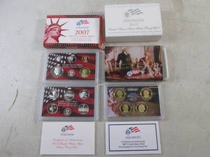 lot 99 image: (CNTR) 2007 United States Mint Silver Proof Set