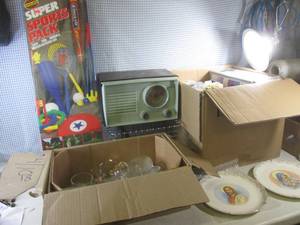 lot 124 image: (RM5) Lot of Misc Unsold Lots - See Photos