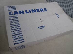 lot 201 image: (BR3) Box of 250 Can Liners 33 Gallon 33 x 39 Clear 0.65 Mil
