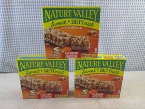 lot 286 image: (C-1) 3 Boxes of Nature Valley Dark Cashew Chewy Granola Bars Best by March 2024