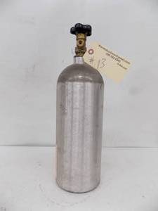 lot 13 image: 17 Aluminum High pressure gas cylinder