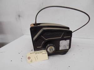 lot 15 image: Master lock winch 12 volt