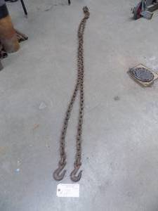 lot 29 image: 16 Log Chain