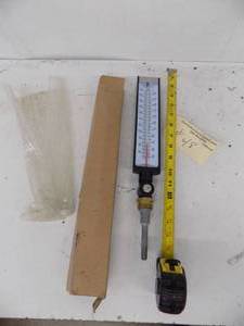 lot 48 image: Acutek - Thermometer