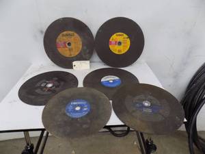 lot 63 image: 6 Chop saw blades 14