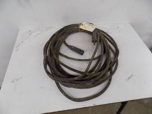 lot 67 image: 50 Welding cable extension