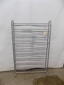 lot 144 image: Rack