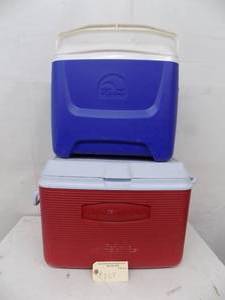 lot 108 image: 2 coolers- Rubbermaid Igloo