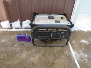 Rock River 3600 with generator. Used condition. Tested & works. As shown. THIS ITEM HAS A RESERVE.