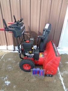 Power Smart 8 hp 26 snow blower with electric start, lights & hand warmers. Looks new. Tested & works. As shown. THIS ITEM HAS A RESERVE.