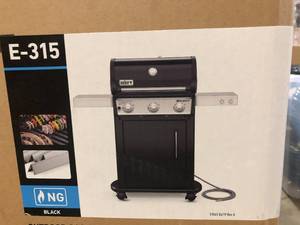 Weber Spirit E-315 3-Burner Natural Gas Grill in Black Customer Returns See Pictures